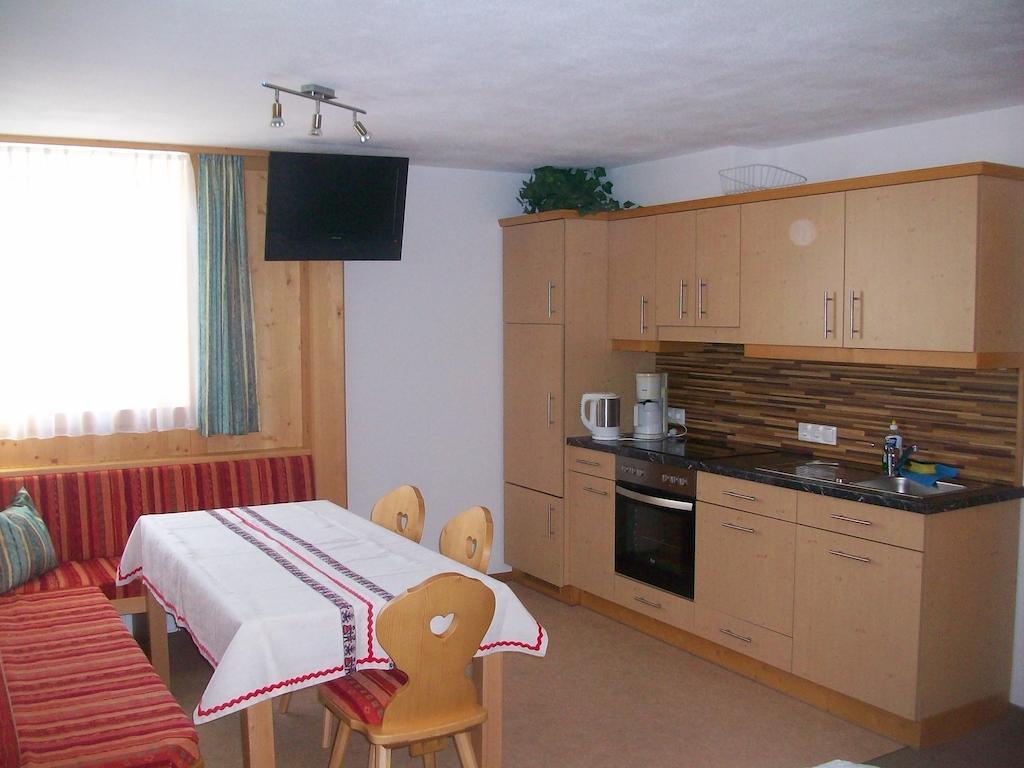 Appartements Renate Kirchberg in Tirol Habitación foto